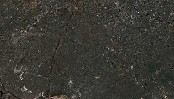 Stone-effect polished porcelain floor tile Tau Mainstone Black Pol, 15x120 cm, black, rectified