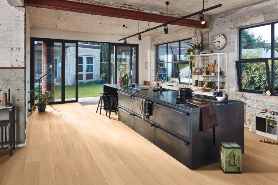 Oak parquet Meister, Longlife PD 400, Pure oak harmonious 09030, 1-strip, 2200 x 180 mm, brushed, naturally oiled – view 3 Oak parquet Meister, Longlife PD 400, Pure oak harmonious 09030, 1-strip, 2200 x 180 mm, brushed, naturally oiled – 3