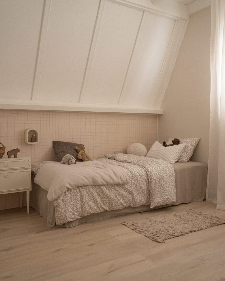 Rigid LVT Vinyl Flooring Floorify XL Plank Parmesan F093 – view 2 Rigid LVT Vinyl Flooring Floorify XL Plank Parmesan F093 – 2