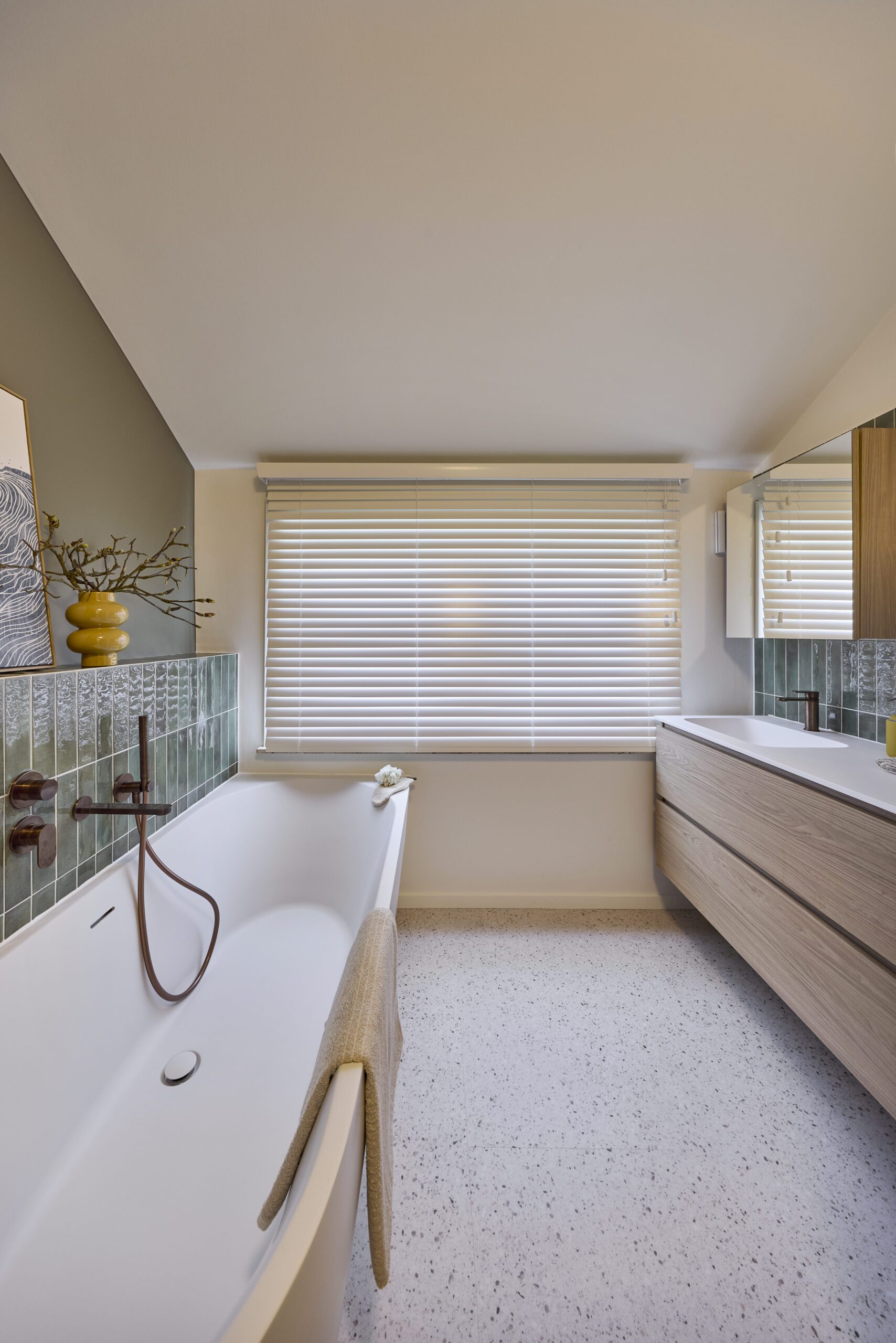 Rigid LVT Vinyl Tile Floorify Large Tile Piccolo F032 – 2