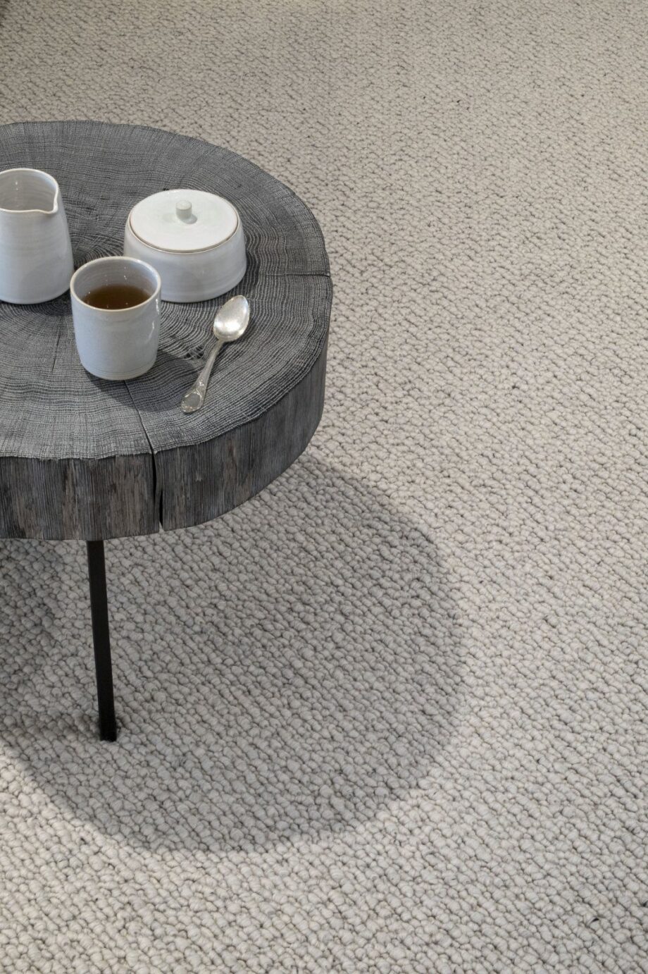 Wool Carpet Creatuft Titan 5 Dune – view 3 Wool Carpet Creatuft Titan 3 Light grey – 3