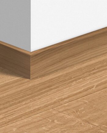 Water-resistant wooden skirting board Quick-Step Natural Oak Matt for parquet, veneered, 16x80x2400 mm