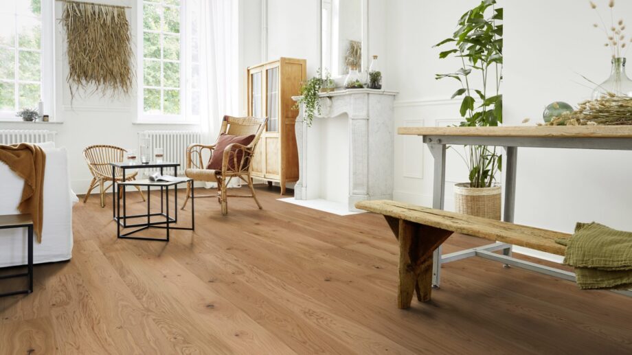 Parquet Tarkett, Pure, Oak Rustic Plank, 1-strip, 2 sides bevelled, brushed, mat lacquer