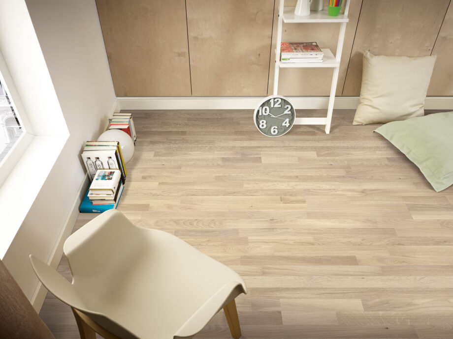 Parquet Oak, Molti Cheesecake, 3-strip, brushed, stained, matt lacquer