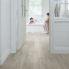 4415_8767_Vinyylilattia-LVT-QUICK_STEP-balanceclick-tammi-harmaa-sahattu-BACL40030-plus