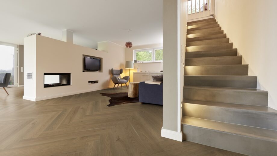 Parquet Oak, ter Hürne, Oak terra brown, herringbone, brushed, beveled, natural oil-treated