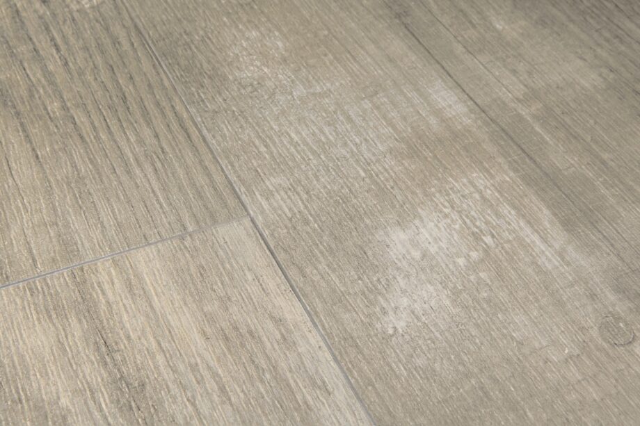 LVT Vinyl QUICK STEP, Pulse Click, Morning mist pine, beveled