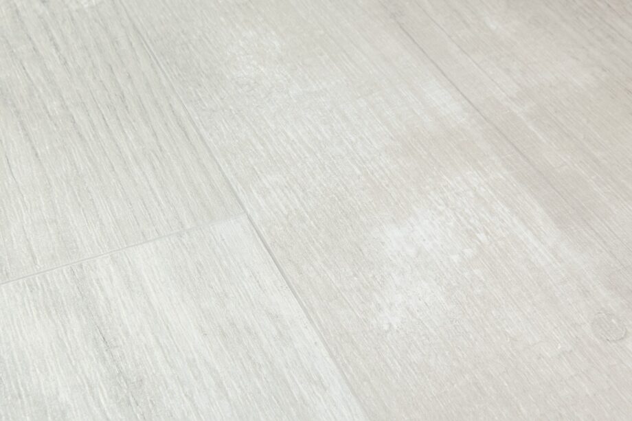 LVT Vinyl QUICK STEP, Pulse Click, Snow Pine, beveled