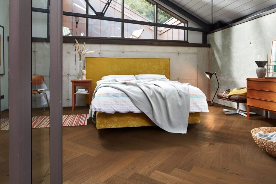 Herringbone parquet Meister Lindura Classic American Walnut, ultra matt lacquered HS 500 – 2