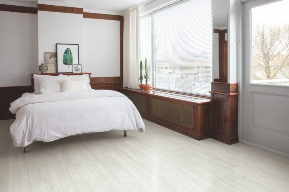 LVT Vinyl QUICK STEP, Pulse Click Plus, Snow Pine, beveled – 3