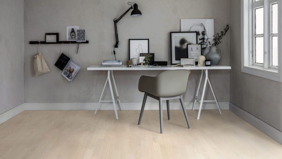 Parquet Tarkett, Shade, Oak Northern White TreS, 3-strip, brushed, Proteco Natura mat lacquer – 2