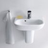 Washbasin Duravit D-Code 450mm – view 3 Washbasin Duravit D-Code 450mm – 3