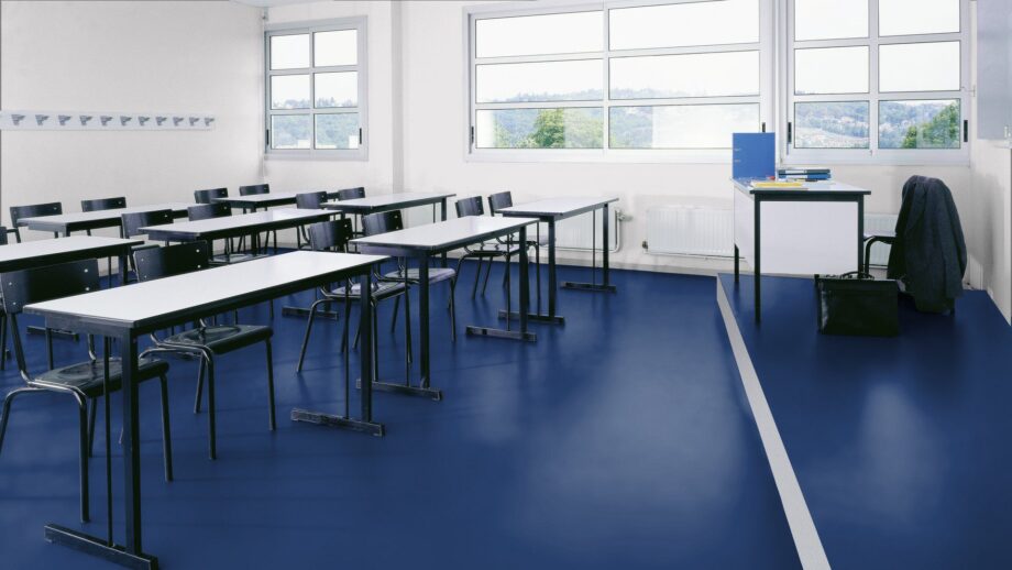 Linoleum floor Gerflor Uni Walton 0100 Ocean Blue – view 3 Linoleum floor Gerflor Uni Walton 0100 Ocean Blue – 3