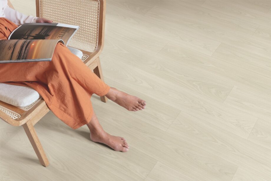 Laminate floor Quick-Step Classic Misty Grey Oak