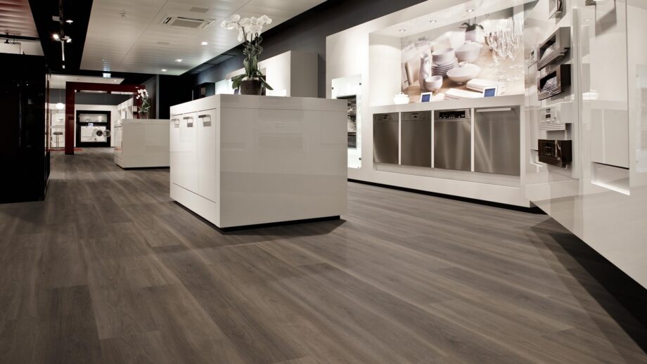 SPC flooring Traffic Mercur with integrated underlay – 4