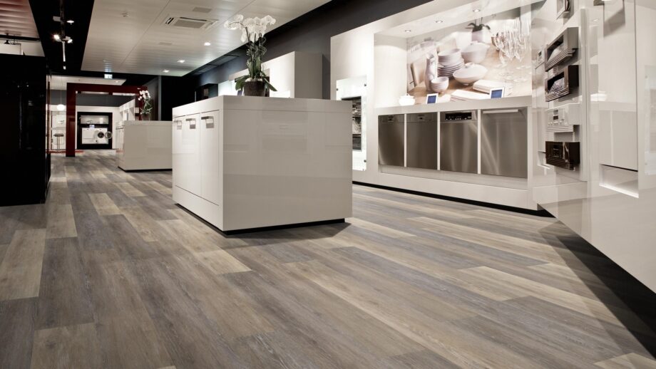 SPC vinyl floor Traffic Neptun with integrated underlay – 3
