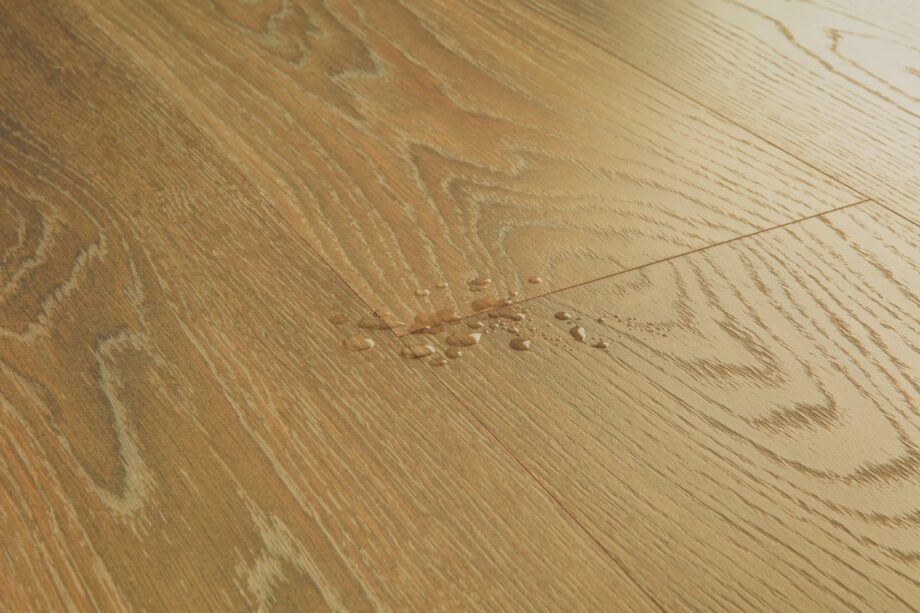 Laminate floor Quick-Step Classic Toasted Oak