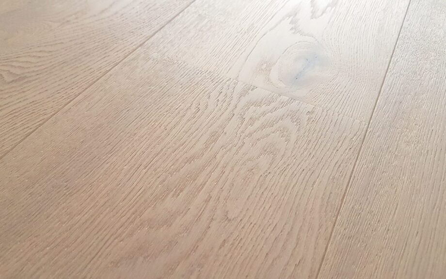 Parquet Oak Rustical 1-strip beveled brushed white oiled 189mm – 5