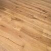 laudparkett-tamm-rustic-markant-harjatud-olitatud Laudparkett tamm rustic markant harjatud ja õlitatud pinnaga paigaldatud põrandale. Parketi sorteeringu ja selle tooni iseloomustus.