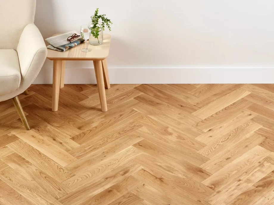 Strip parquet floor oak rustic beveled sanded unfinished – view 2 Strip parquet floor oak rustic beveled sanded unfinished – 2