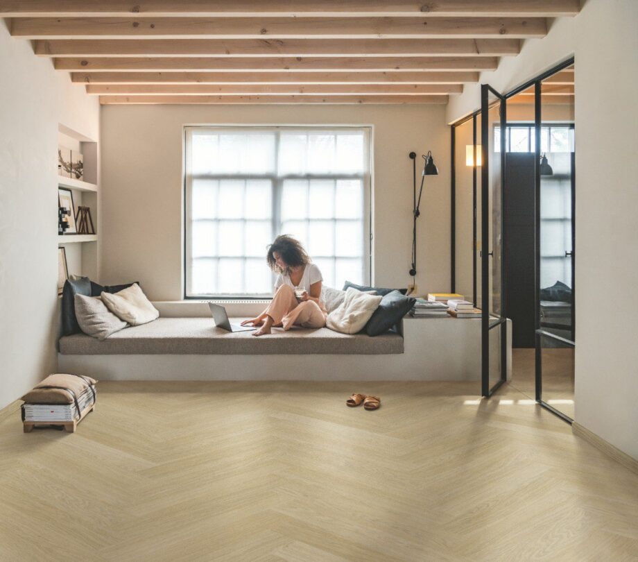 Herringbone Vinyl floor LVT Quick-Step Pristine serene oak light natural – 6