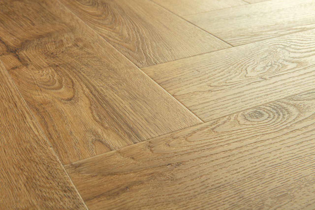 Herringbone LVT floor Quick-Step Pristine Fall Oak Honey – 3