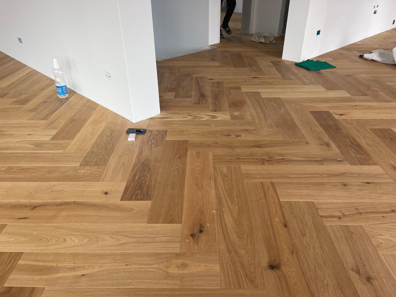 Herringbone parquet flooring Oak Rustic oil-waxed 105mm – 6