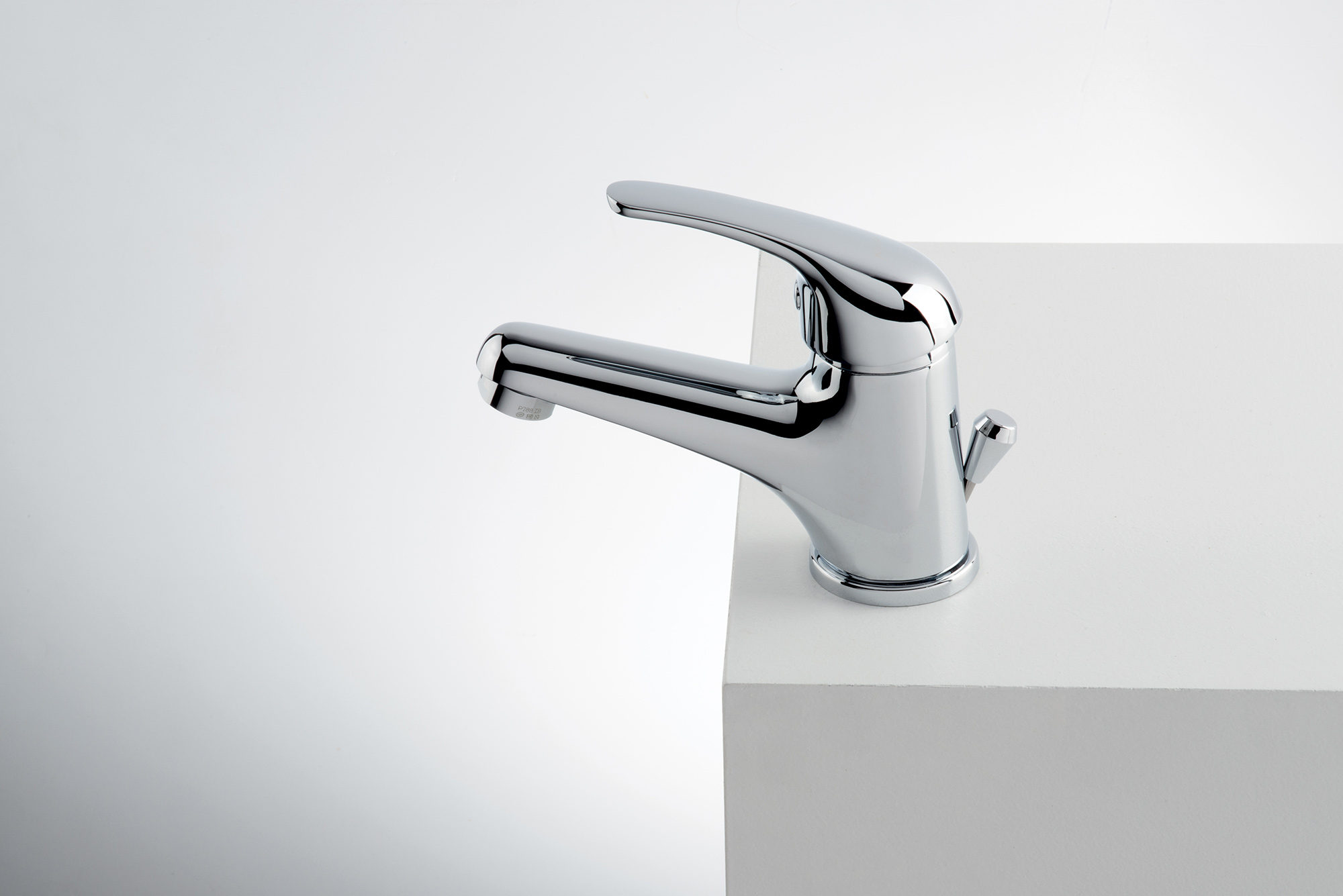 Basin mixer Emmevi Giglio 8003 with pop-up waste – 3