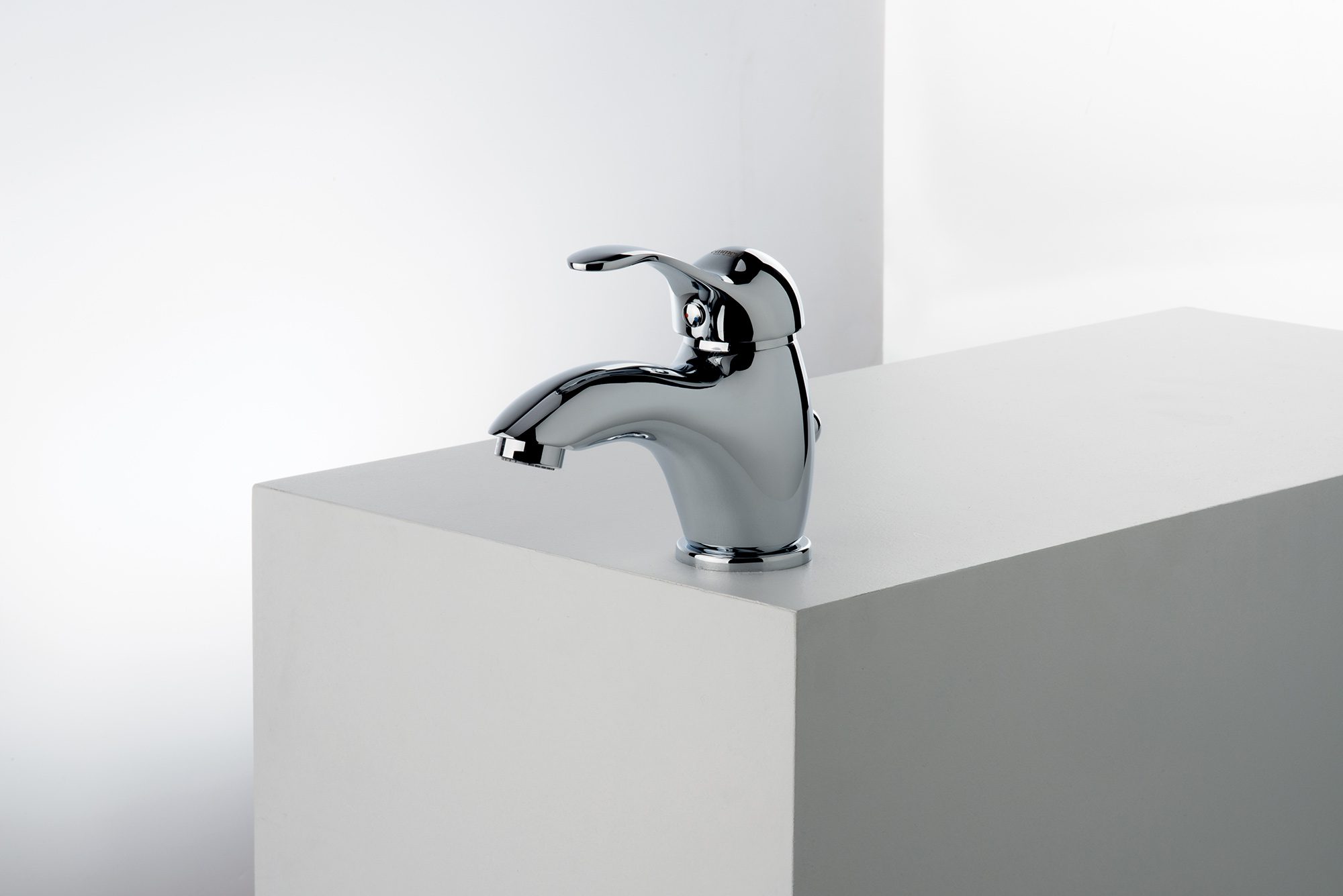 Basin mixer Emmevi Melody 11003 with pop-up waste – 2
