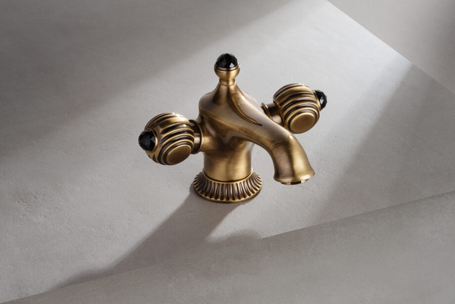 Basin mixer Emmevi The One Cloe 98003 with pop-up waste, bronze, with black crystal Basin mixer Emmevi The One Cloe 98003 with pop-up waste – 5