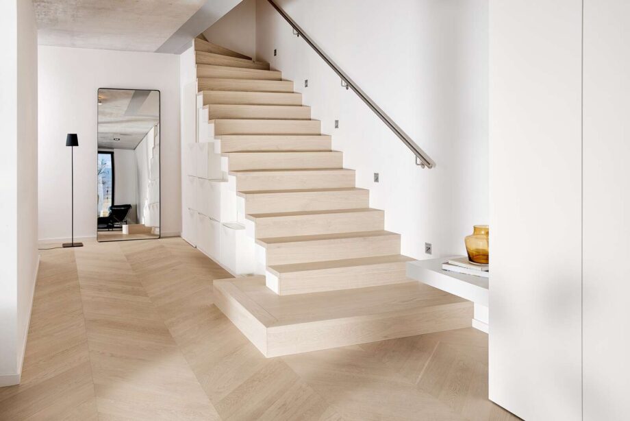 Herringbone Flooring Bauwerk Formpark Rombico Oak Farina 14 oiled brushed – interior 3 Herringbone Flooring Bauwerk Formpark Rombico Oak Farina 14 oiled brushed – 4