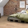 Tammeparkett Tarkett Grace White Canvas TreS magamistoas