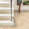 Parkett Tarkett, Shade, Saar Linen White (valge) TreS, 3-lip, peits ja Proteco N 4 Saareparkett Tarkett Shade Linen White TreS esikus