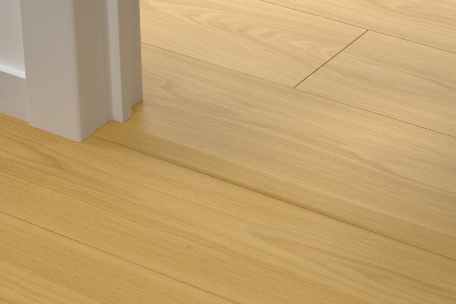 Incizo 5-in-1 transition profile Quick-Step Biscuit Brown Oak for laminate, 13x48x2150 mm Incizo 5-in-1 transition profile Quick-Step Biscuit Brown Oak for laminate, 13x48x2150 mm