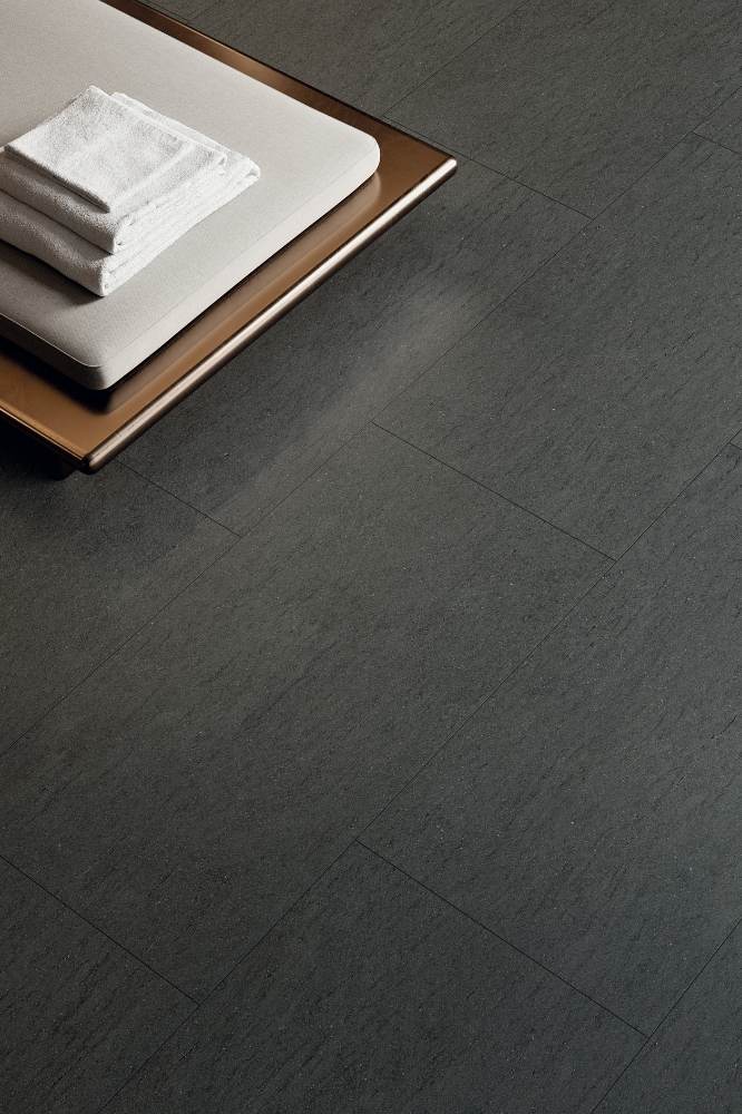 Stone effect large porcelain slab ABK Poetry Stone Reloaded Basaltina Dark, 120x280 cm, 6 mm, natural matt P.tech, slip-resistant R10 – 4