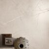 Marmorimustriga ABK Sensi 900 Pulpis Ivory – vaade 5 Marble effect porcelain tiles ABK Sensi 900 Pulpis Ivory, 120x120 cm, 8.5 mm, polished (lux) – 5