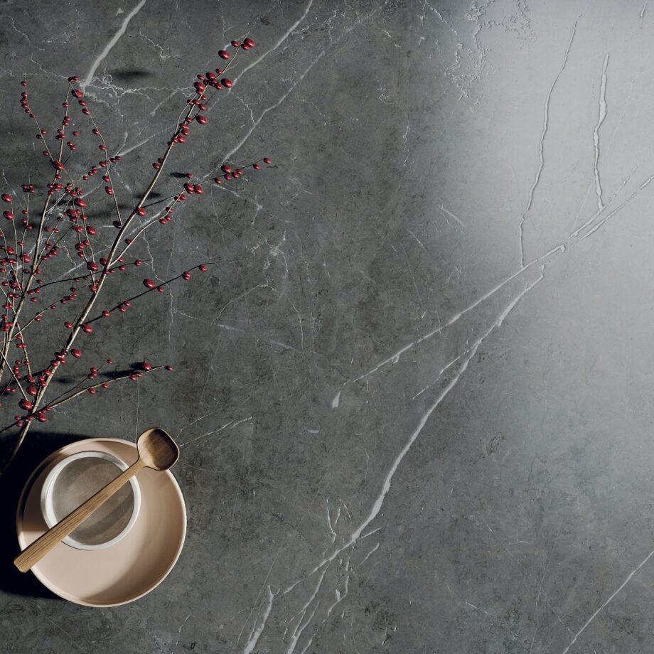 Marble effect porcelain ABK Sensi 900 Stone Grey – view 4 Marble effect porcelain tiles ABK Sensi 900 Stone Grey, 120x120 cm, 8.5 mm, polished (lux) – 4
