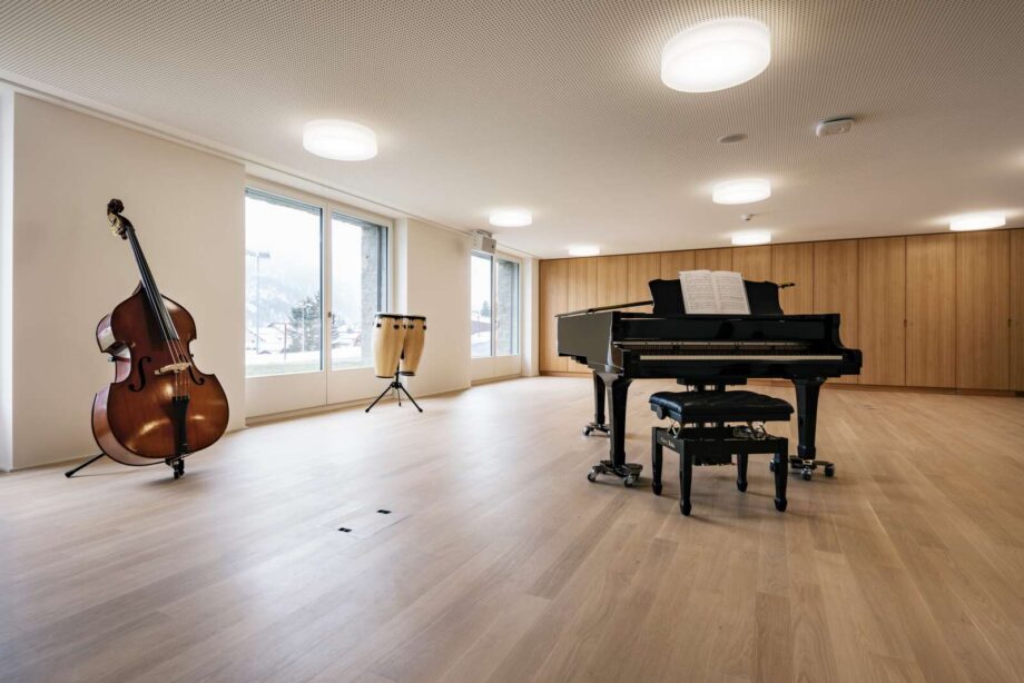 Parquet Flooring Bauwerk Cleverpark 1250 Oak Crema 14 B-Protect sanded – interior 2 Parquet Flooring Bauwerk Cleverpark 1250 Oak Crema 14 B-Protect sanded – 3