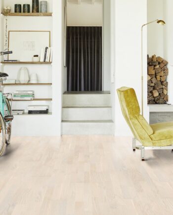 Parquet Tarkett, Grace, Oak White Lace TreS, 3-strip, brushed, Proteco ExtraMatt matt lacquer