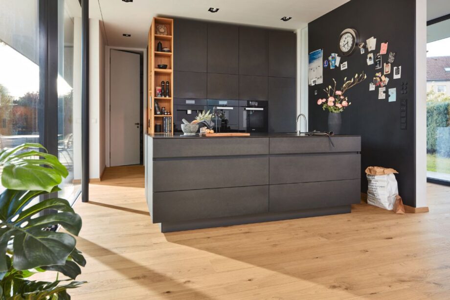 Oak parquet Meister, Lindura HD 400, Authentic pure oak 08921, 1-strip, 2200 x 205 mm, brushed, ultra matt lacquered – 4