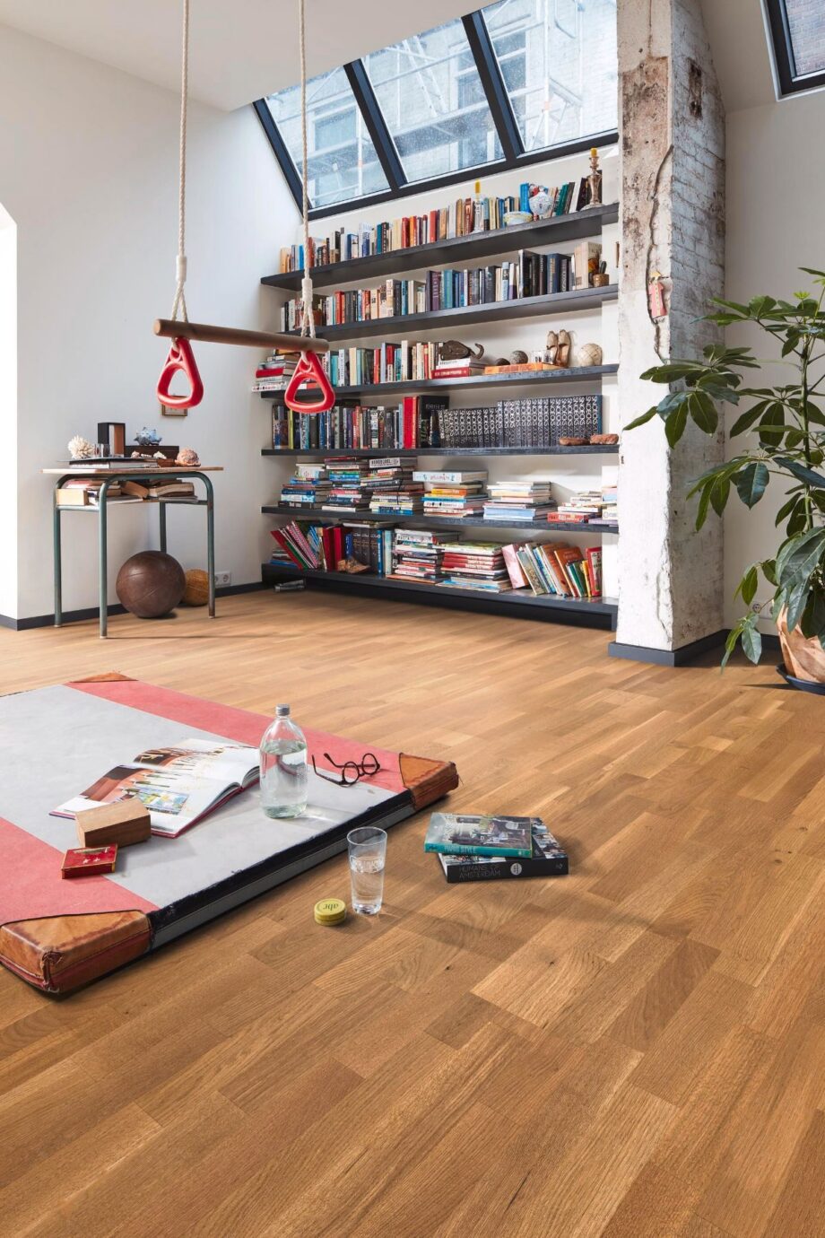 Oak parquet Meister, Longlife PC 200, Oak lively lightly smoked look 09039, 3-strip, 2400 x 200 mm, brushed, ultra matt lacquered – 2