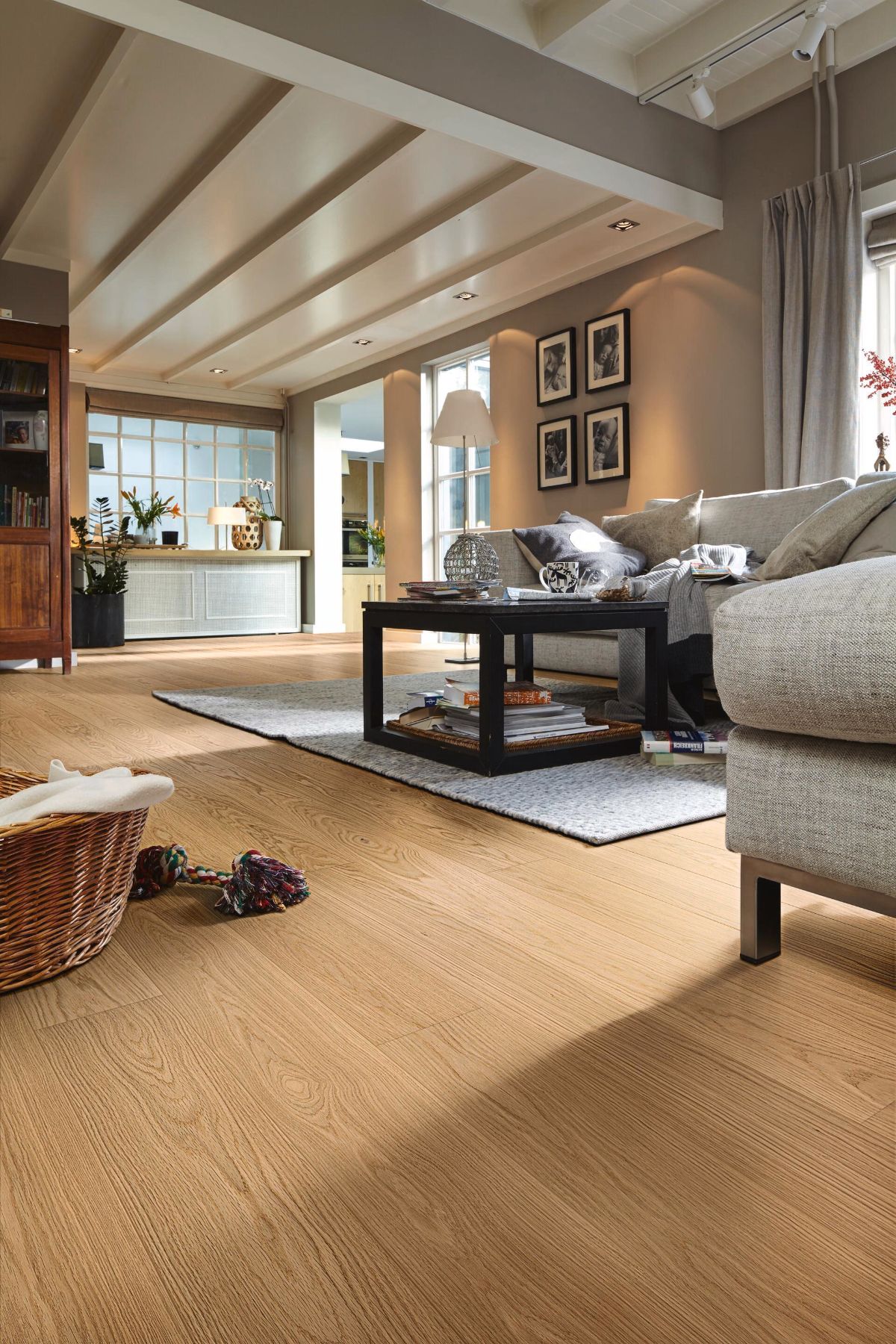 Oak parquet Meister, Longlife PD 400, Oak harmonious 09022, 1-strip, 2200 x 180 mm, brushed, naturally oiled – 2