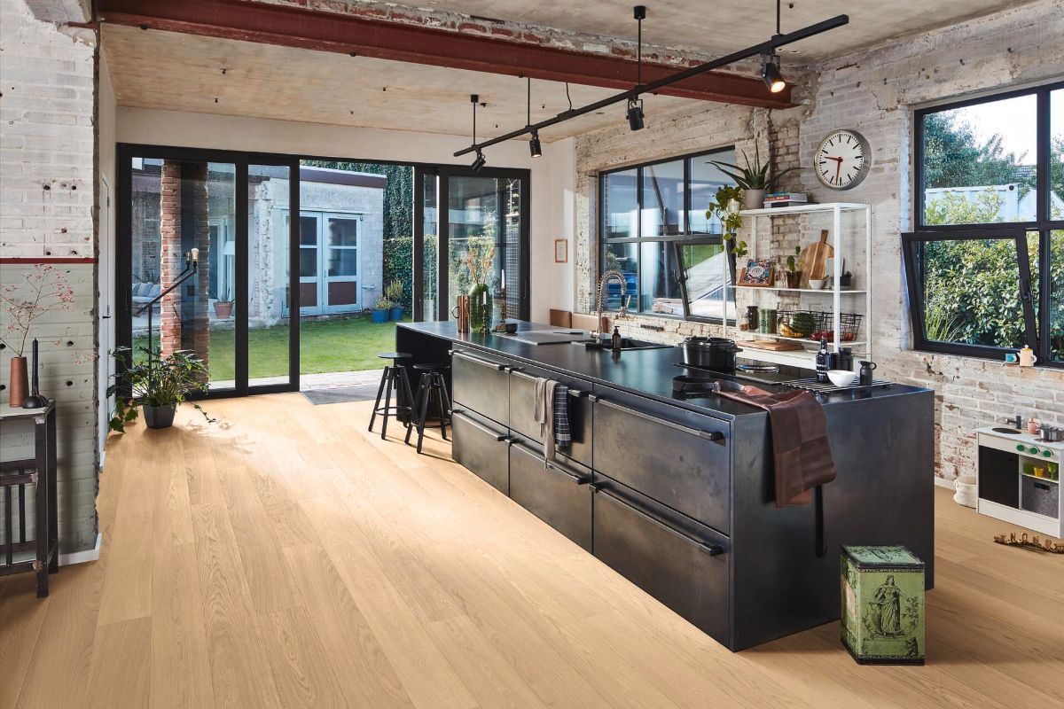 Oak parquet Meister, Longlife PD 400, Pure oak harmonious 09030, 1-strip, 2200 x 180 mm, brushed, naturally oiled – 3