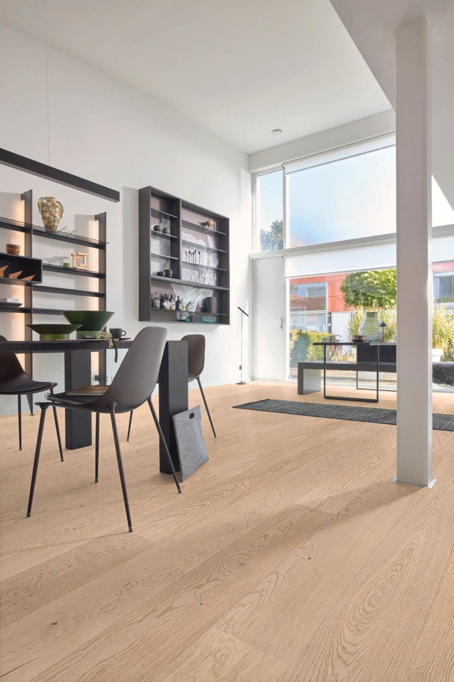 Oak wood flooring Meister, Natureflex HD 100, Off-white oak lively 20014, 1-strip, 2200 x 210 mm, brushed, ultra matt lacquered – view 2 Oak wood flooring Meister, Natureflex HD 100, Off-white oak lively 20014, 1-strip, 2200 x 210 mm, brushed, ultra matt lacquered – 2
