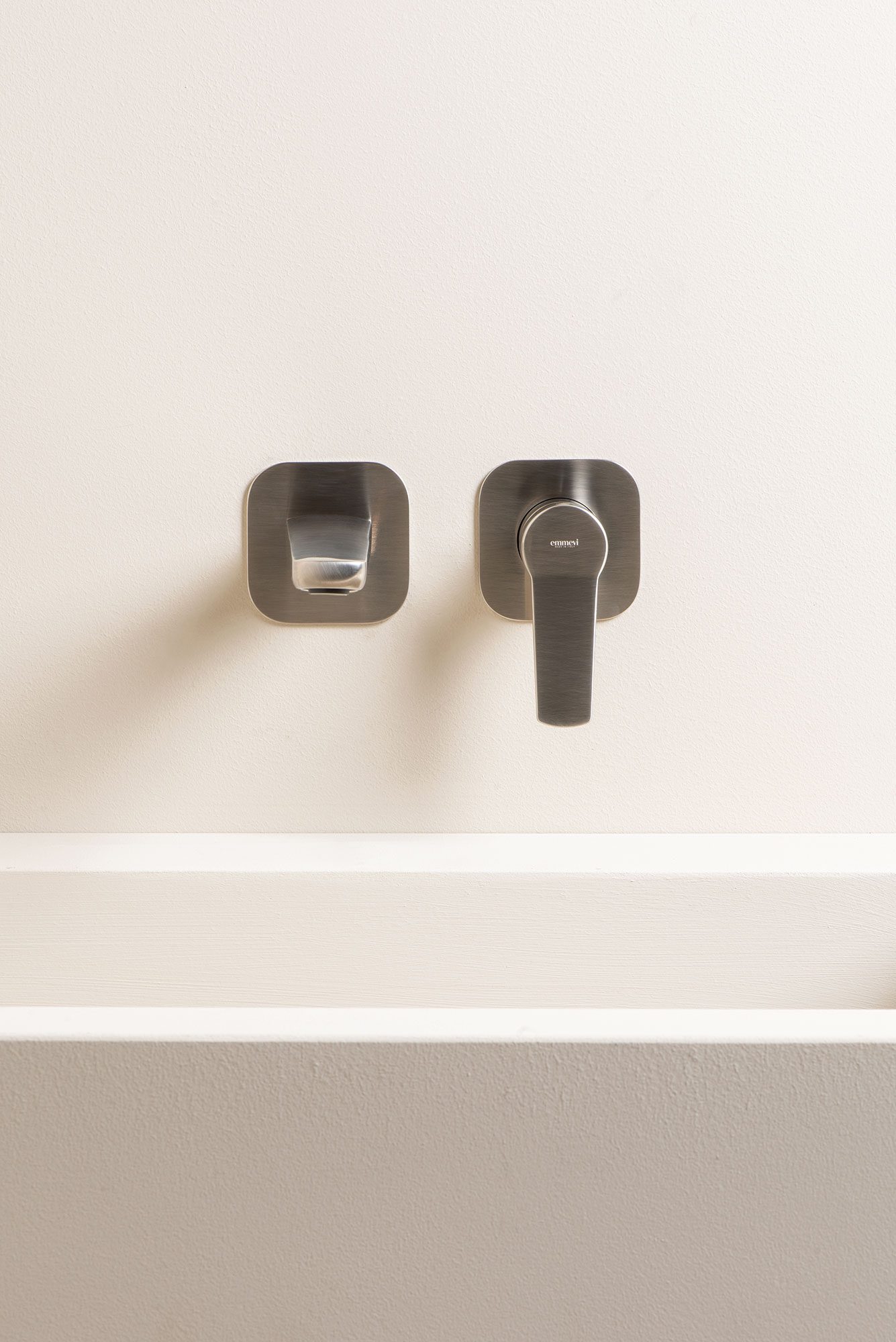 Wall-mounted basin mixer Emmevi Altura 34155, separate rosettes – 2