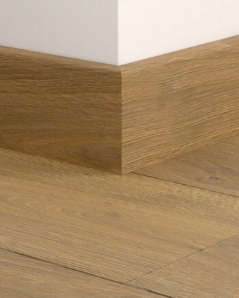Water-resistant wooden skirting board Quick-Step Mustard Oak Extra Matt for parquet, veneered, 16x80x2400 mm