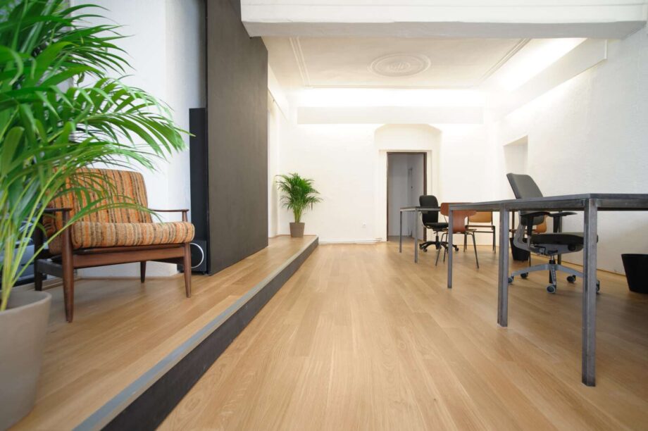 Wooden Flooring Bauwerk Cleverpark 1250 Silente Oak Nature 14 matt lacquered sanded – interior Wooden Flooring Bauwerk Cleverpark 1250 Silente Oak Nature 14 matt lacquered sanded – 2